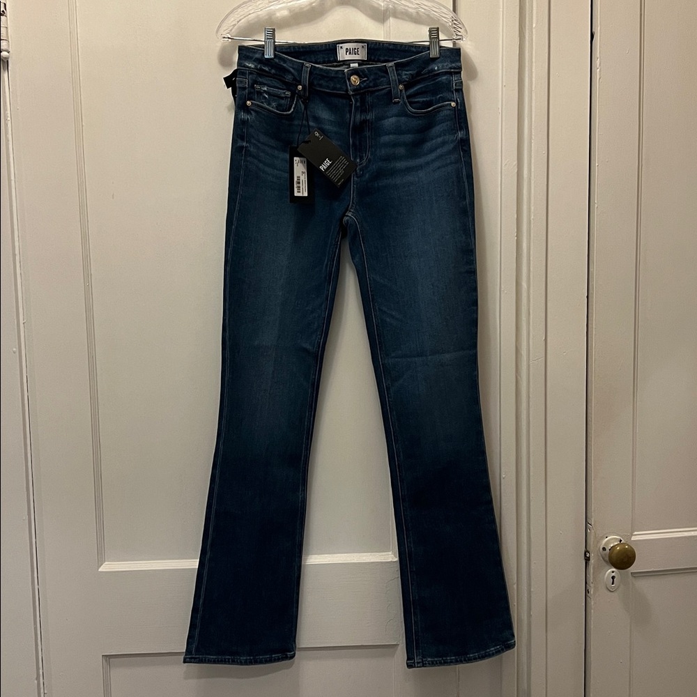 PAIGE NWT Manhattan Mid Rise Slim Boot Jeans Size 30 with 32” Inseam